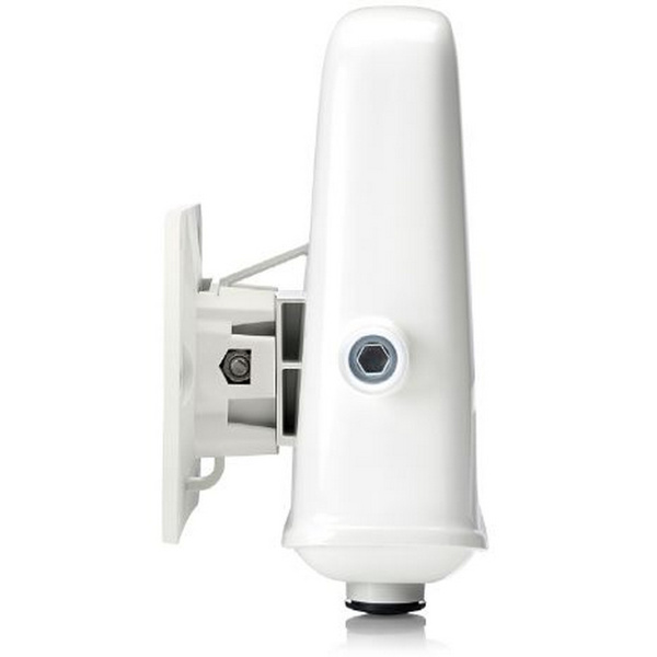 R2X11A_02.jpg